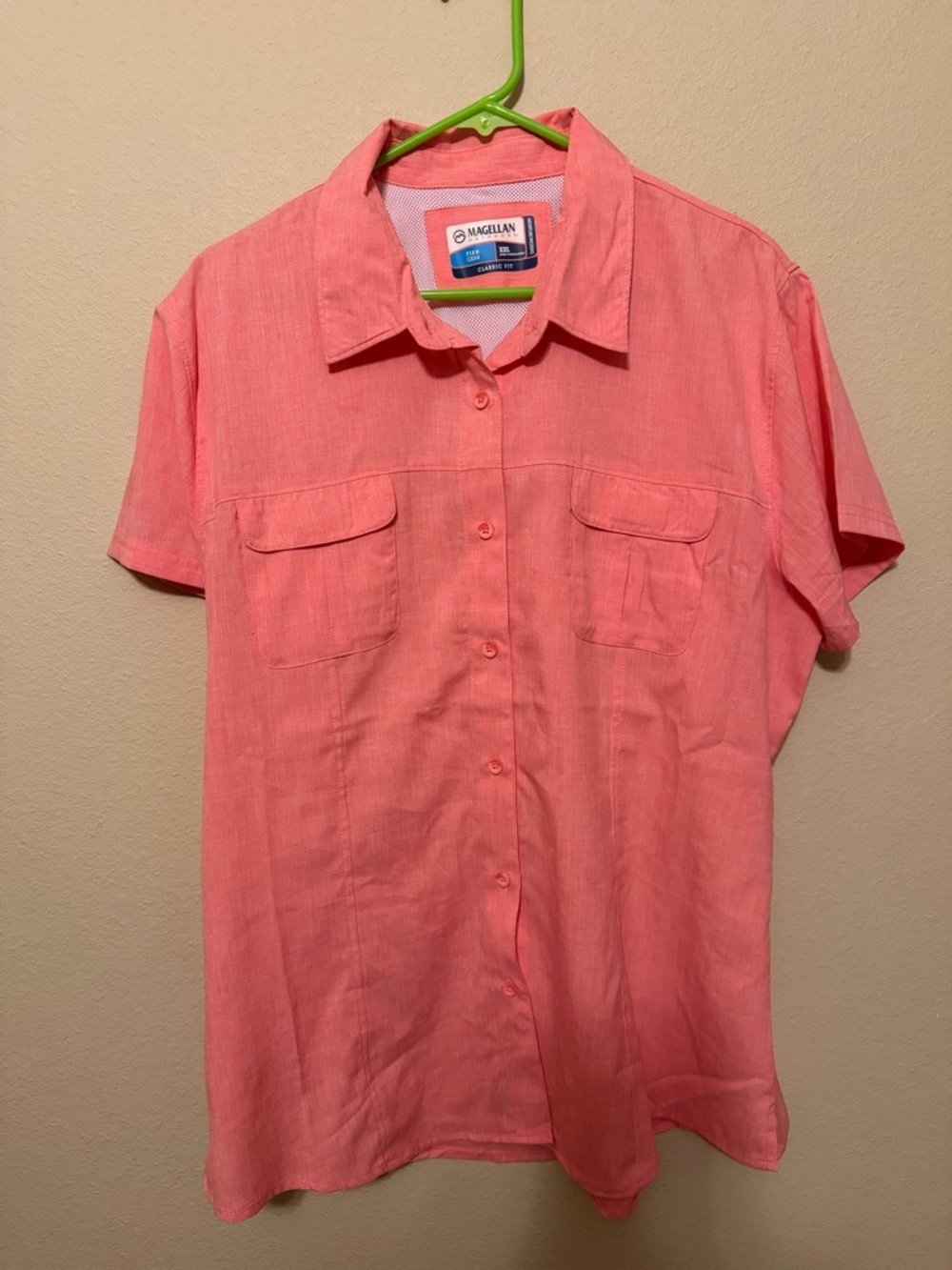 Magellan Outdoors Fishing Shirt Women’s XXL Coral Pink Button Up Vented NWOT